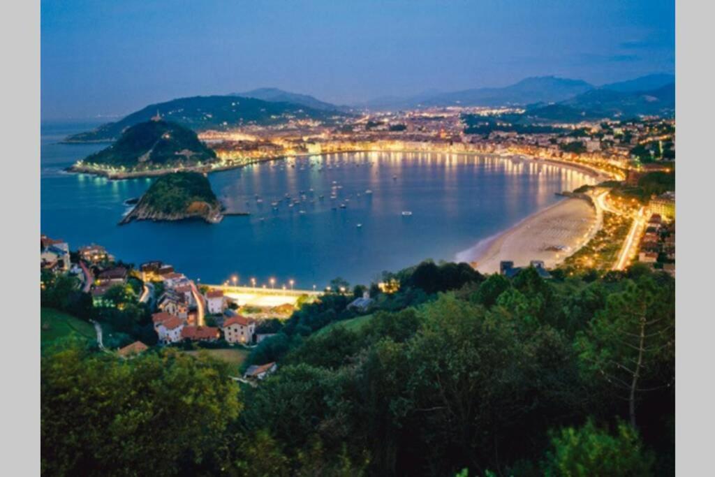 Piso Encantador En El Centro San Sebastián Esterno foto